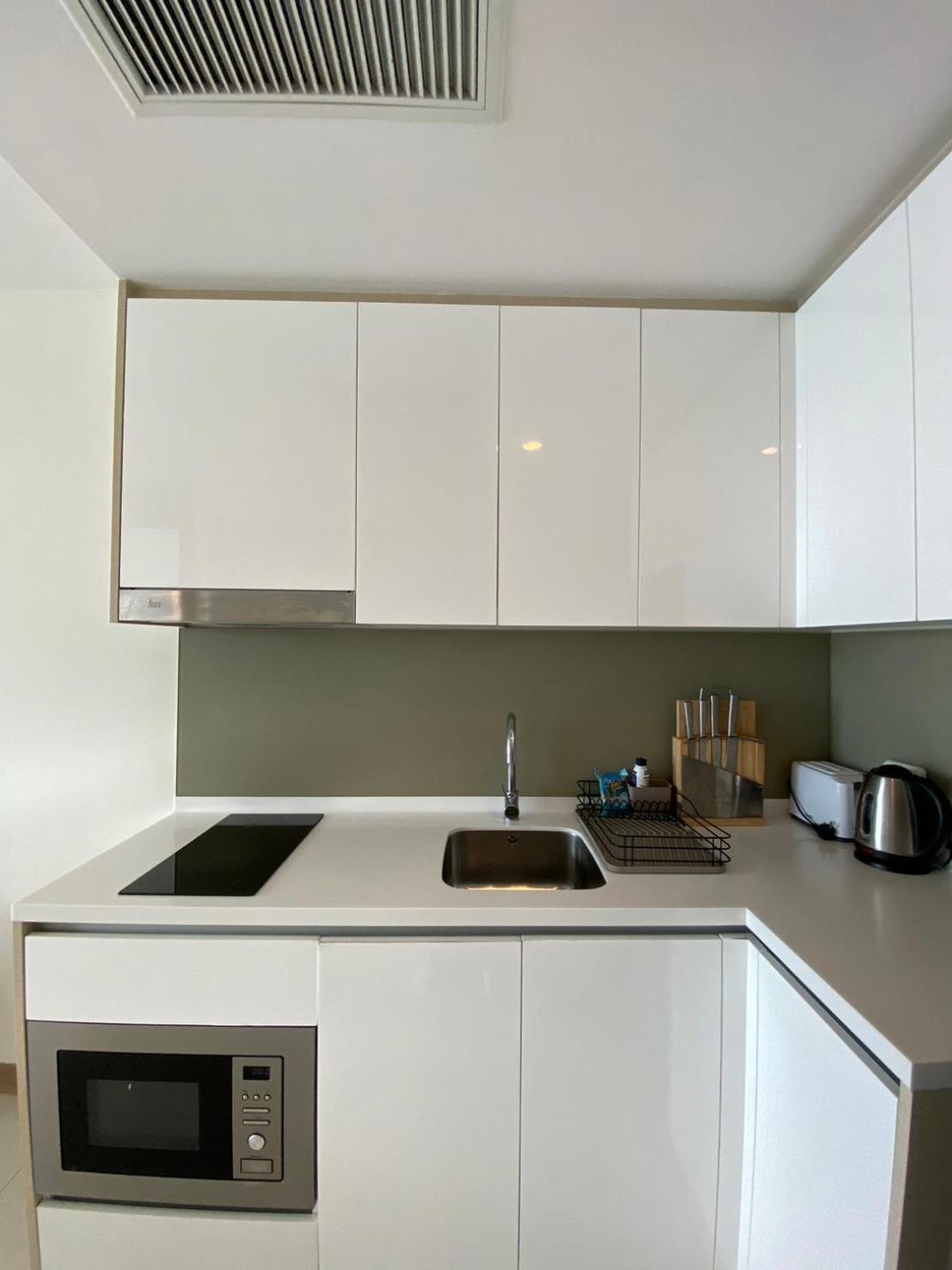 Riviera Jomtien Beach By Monthstayz Habitación foto