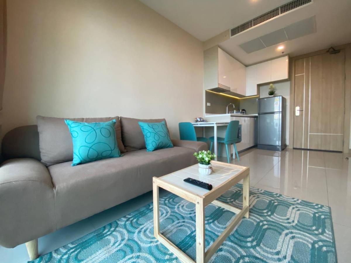 Riviera Jomtien Beach By Monthstayz Habitación foto