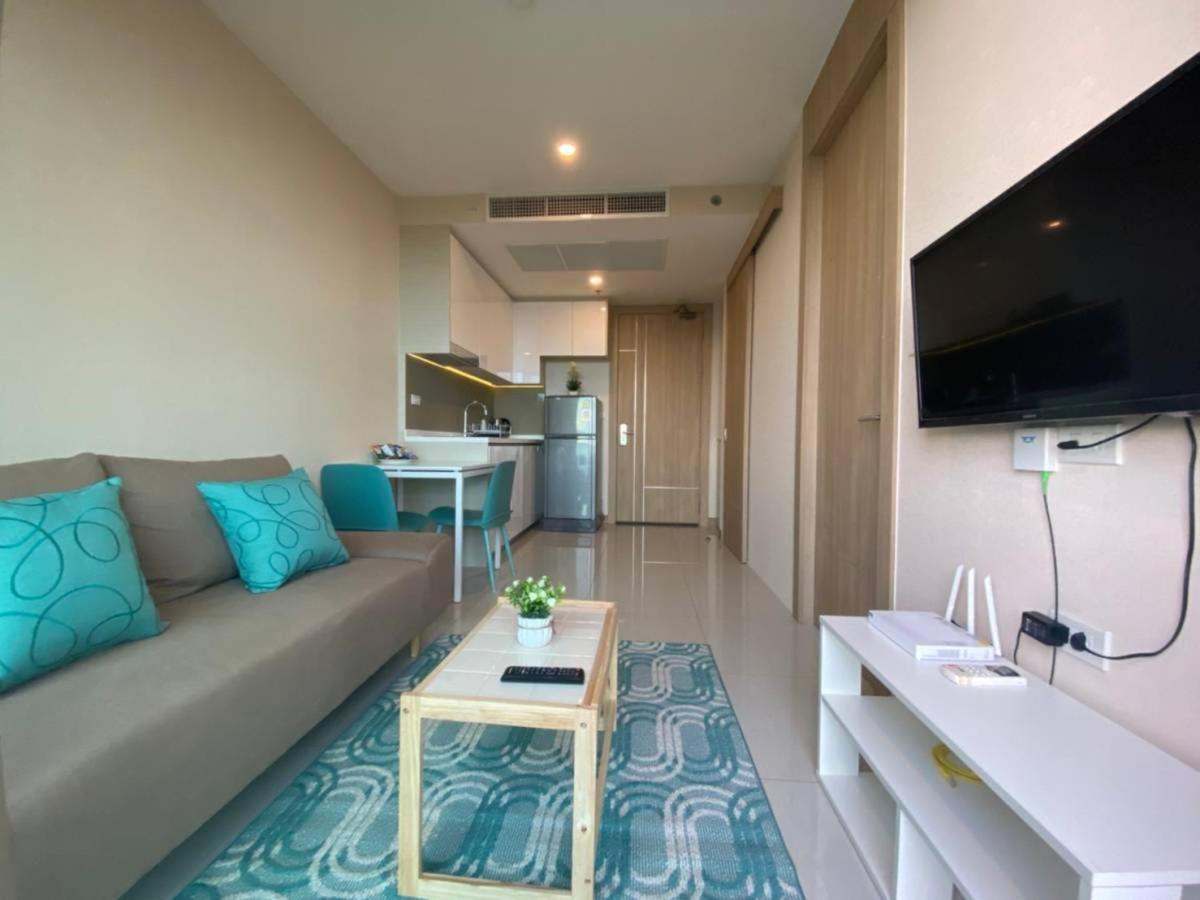 Riviera Jomtien Beach By Monthstayz Habitación foto
