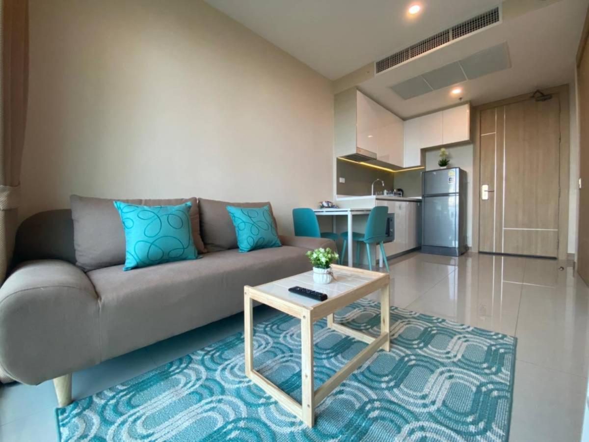 Riviera Jomtien Beach By Monthstayz Habitación foto