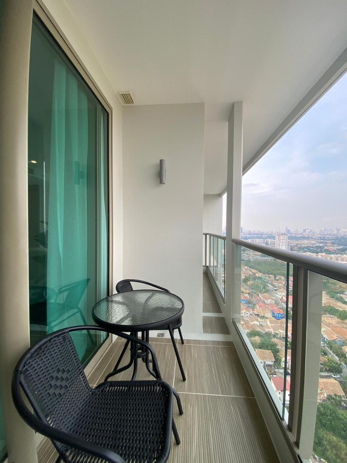 Riviera Jomtien Beach By Monthstayz Habitación foto